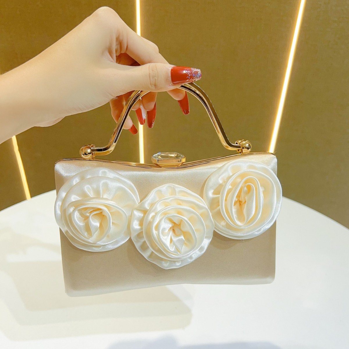 New Silk Evening Clutch Women’ - đánh giá và giá Women'S Evening Bags