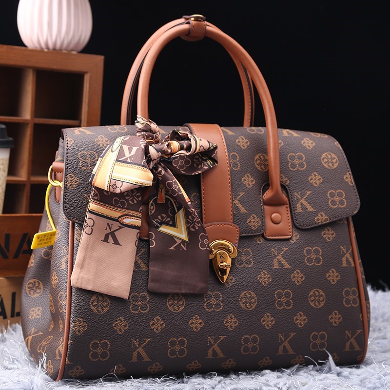 Light luxury brand women's bag - đánh giá và giá Women Bags On Sale